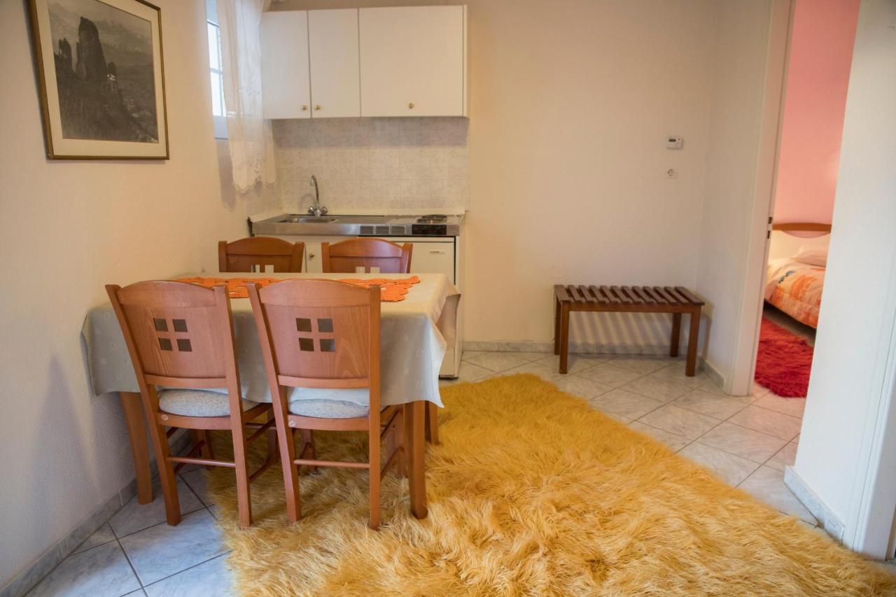 Ξενοδοχειο Παπαναγιωτου Hotell Neraïdochóri Eksteriør bilde